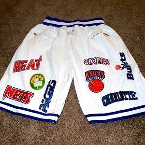 Size: XL| Never worn only tried on once & they were way to big| Men’s